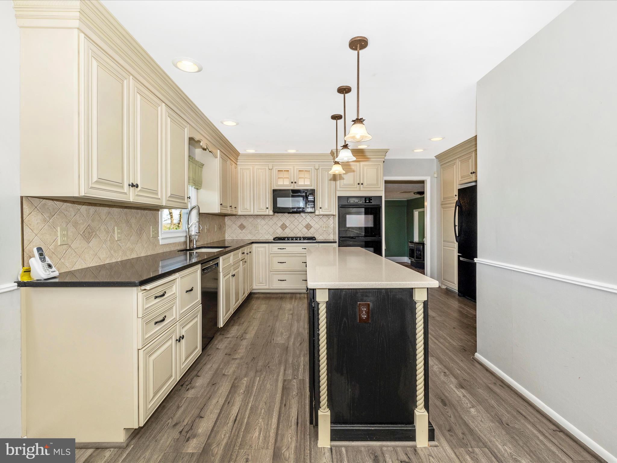 11230 Bottomley Road Thurmont, MD 21788 - Photo 10 of 79 Kitchen