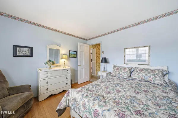 $299,900 | 698 Garden Lane, Bristol, VA 24201