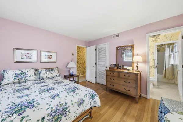 $299,900 | 698 Garden Lane, Bristol, VA 24201