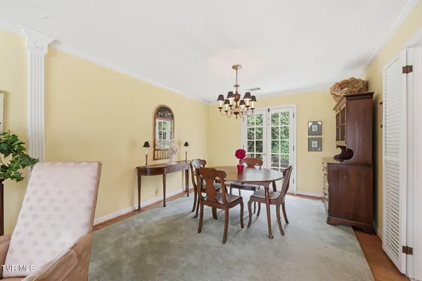 $299,900 | 698 Garden Lane, Bristol, VA 24201