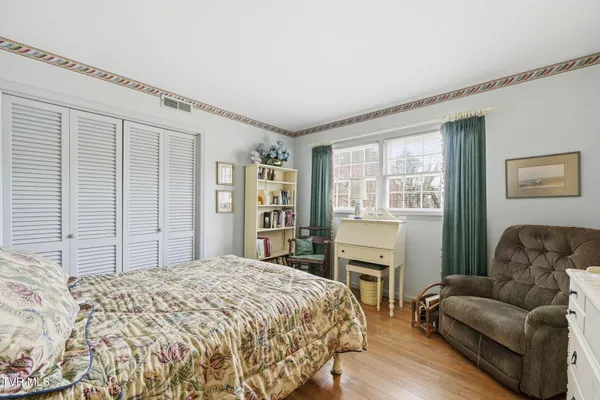 $299,900 | 698 Garden Lane, Bristol, VA 24201