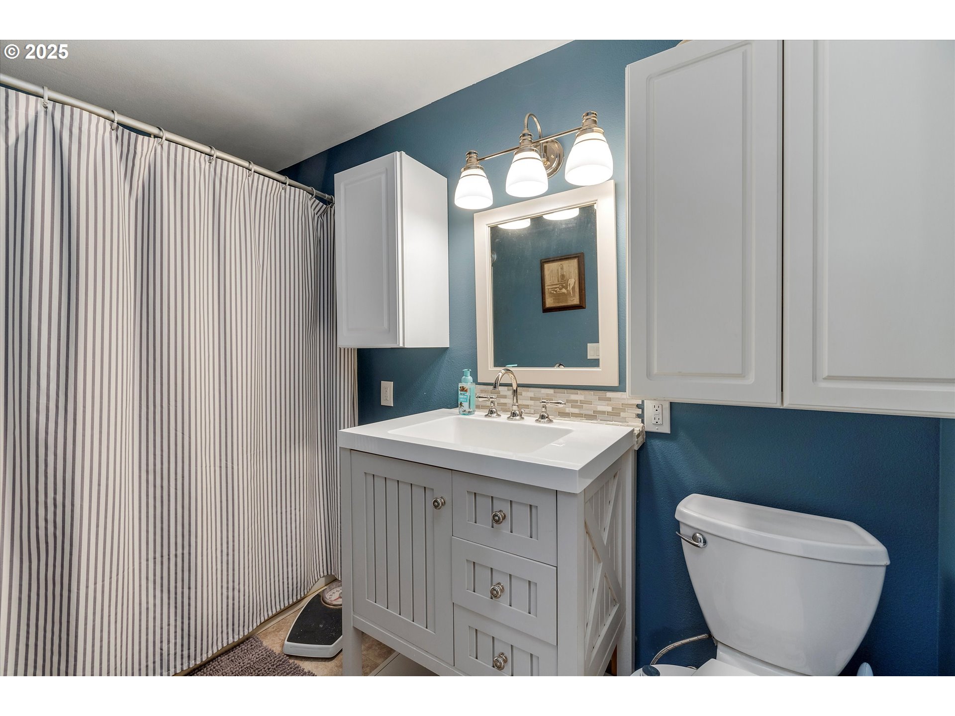 1200 Northeast Territorial Road, Unit 92 Canby, OR 97013 - Photo 22 of 33 Bathroom