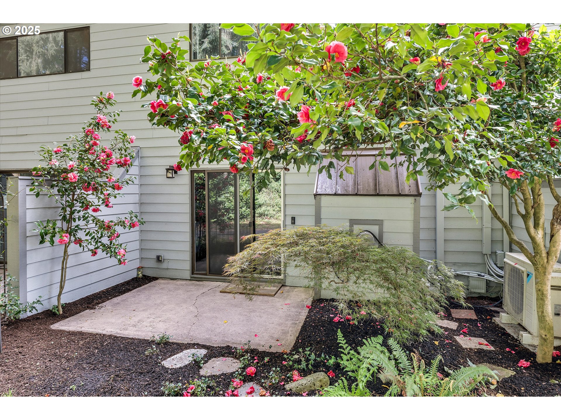 1200 Northeast Territorial Road, Unit 92 Canby, OR 97013 - Photo 27 of 33 Patio
