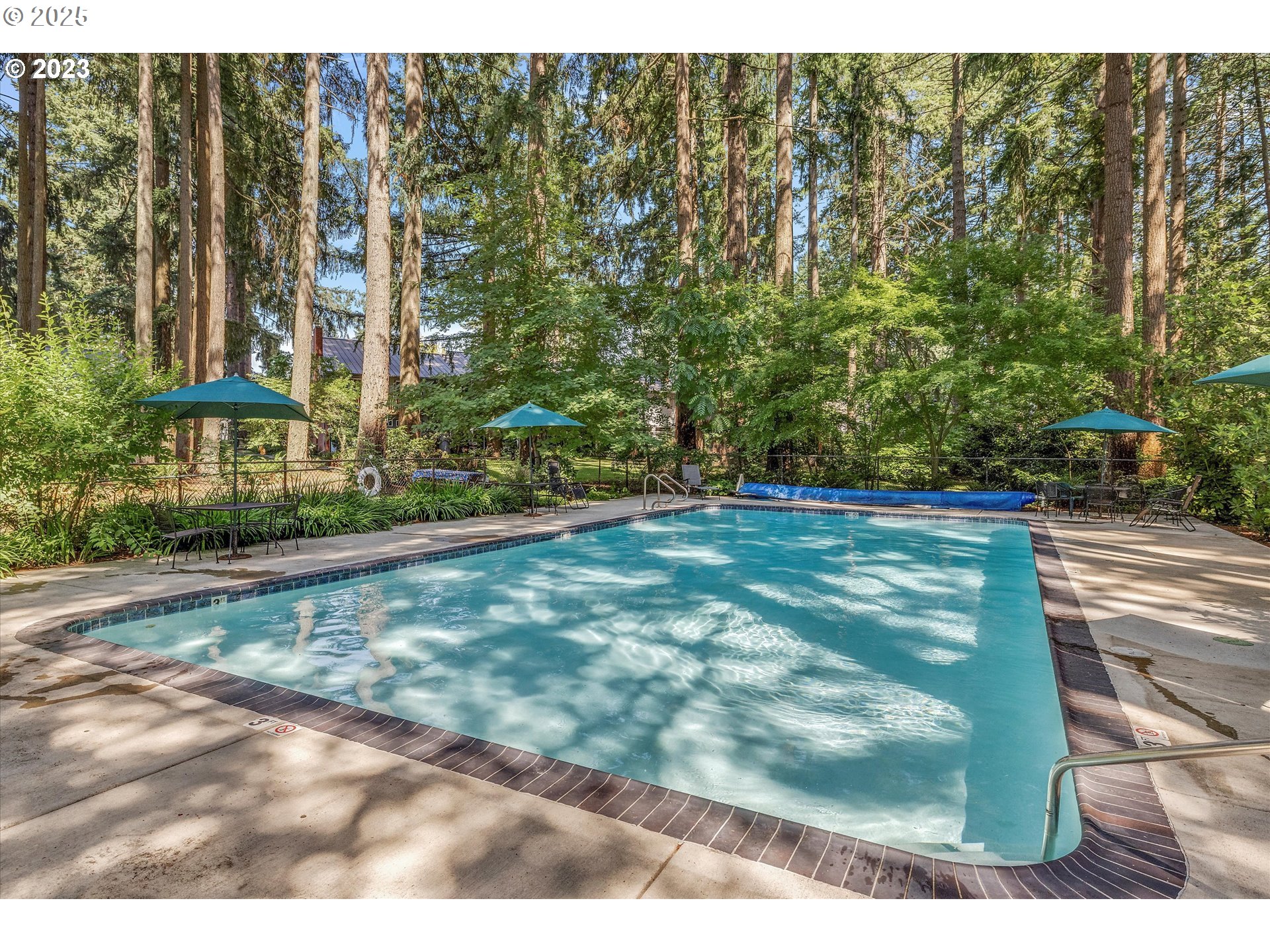 1200 Northeast Territorial Road, Unit 92 Canby, OR 97013 - Photo 30 of 33 Community Pool