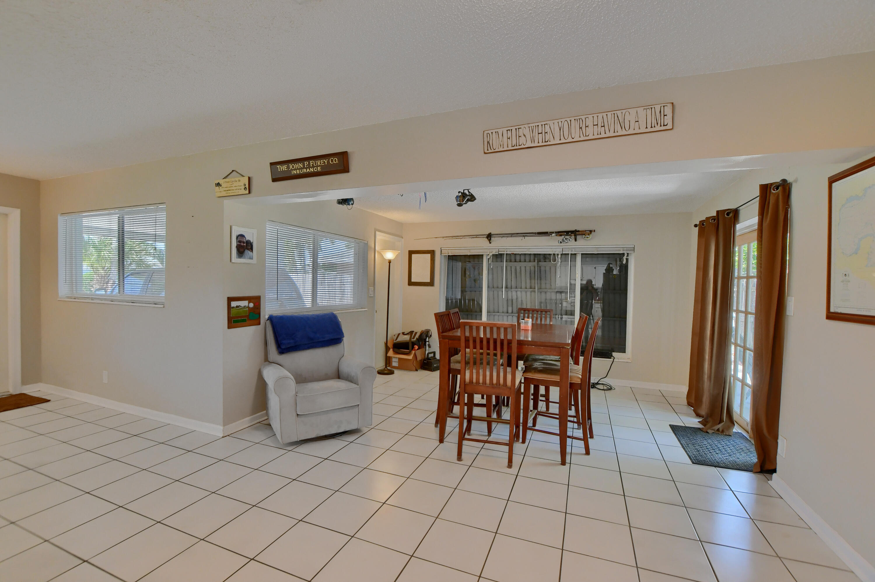 229 Northeast 26th Street Boca Raton, FL 33431 - Photo 11 of 37 22_ebf_0930-hdr(5)