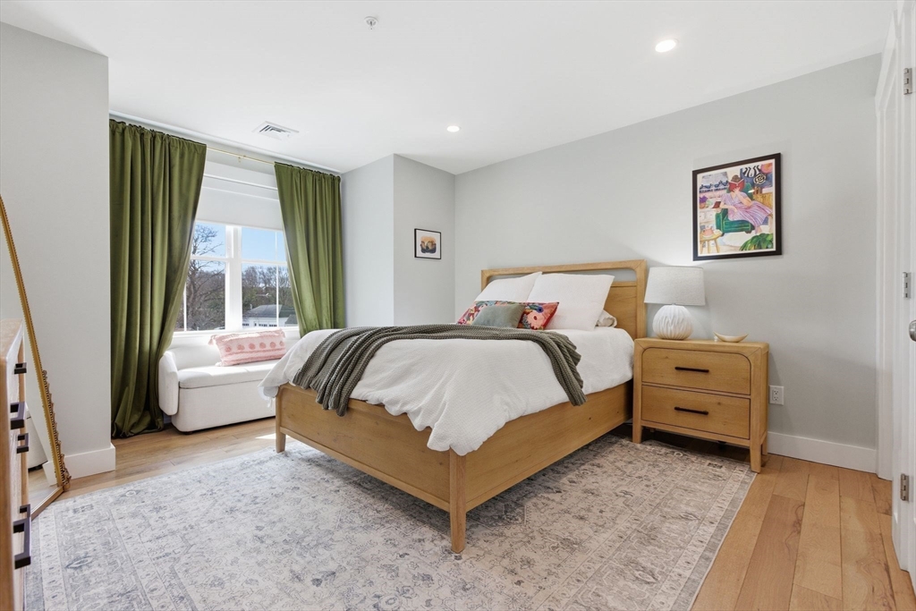 274 Providence Road, Unit 5 Grafton, MA 01560 - Photo 13 of 42