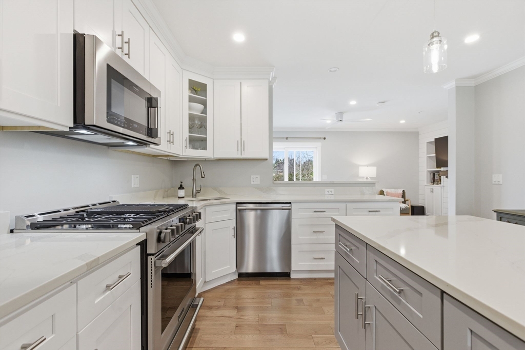 274 Providence Road, Unit 5 Grafton, MA 01560 - Photo 4 of 42