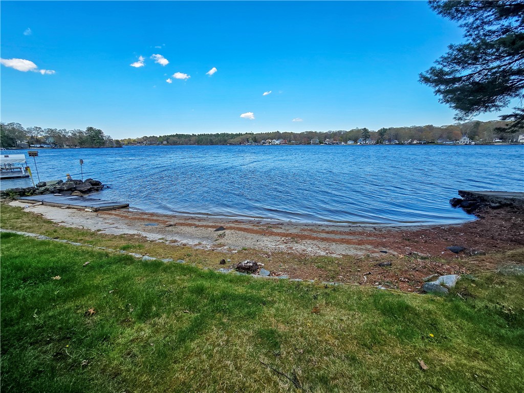 364 Camp Dixie Road Burrillville, RI 02859 - Photo 4 of 23