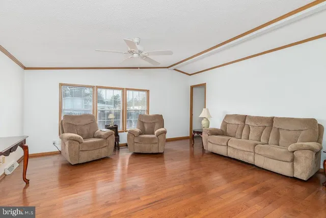 $330,000 | 31434 Oak Street, Ocean View, DE 19970