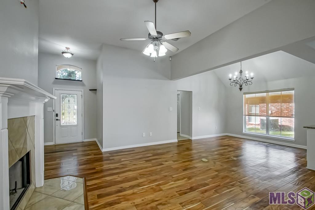 16325 Somersby Avenue Baton Rouge, LA 70817 - Photo 7 of 37