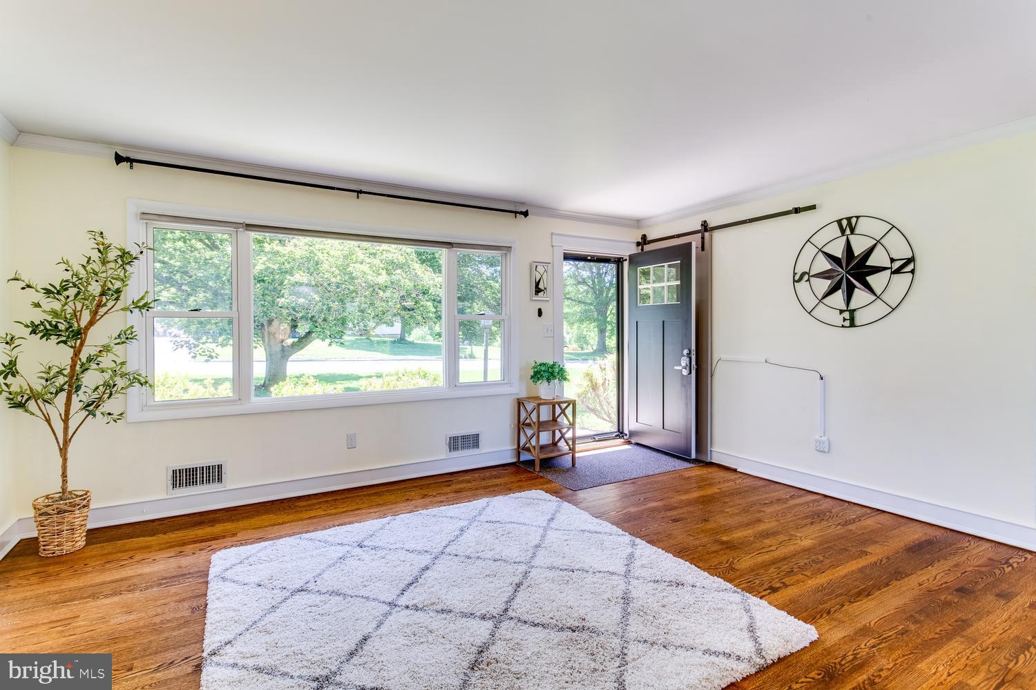 5900 Hanna Road Sykesville, MD 21784 - Photo 12 of 72 Great Room