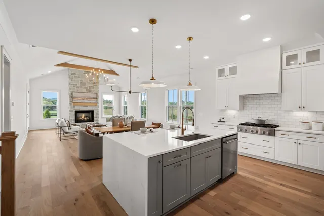 $1,249,981 | 3989 Kathie Drive, Thompson's Station, TN 37179