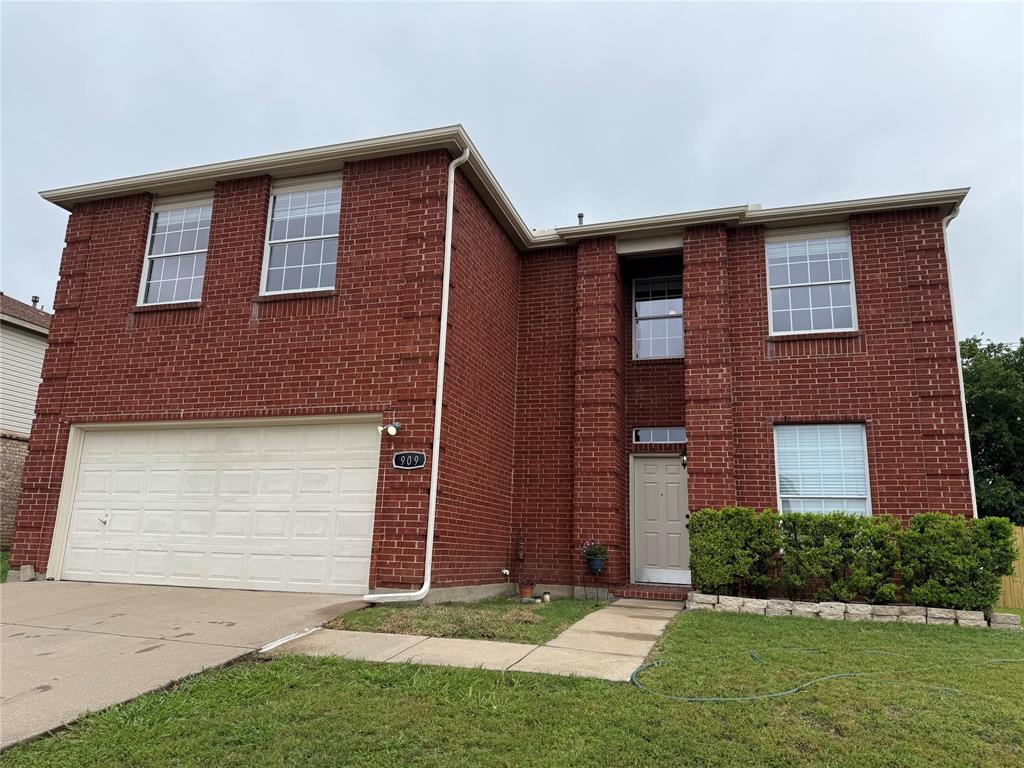 909 Carthage Way Arlington, TX 76017 - Photo 1 of 31 Welcome home!