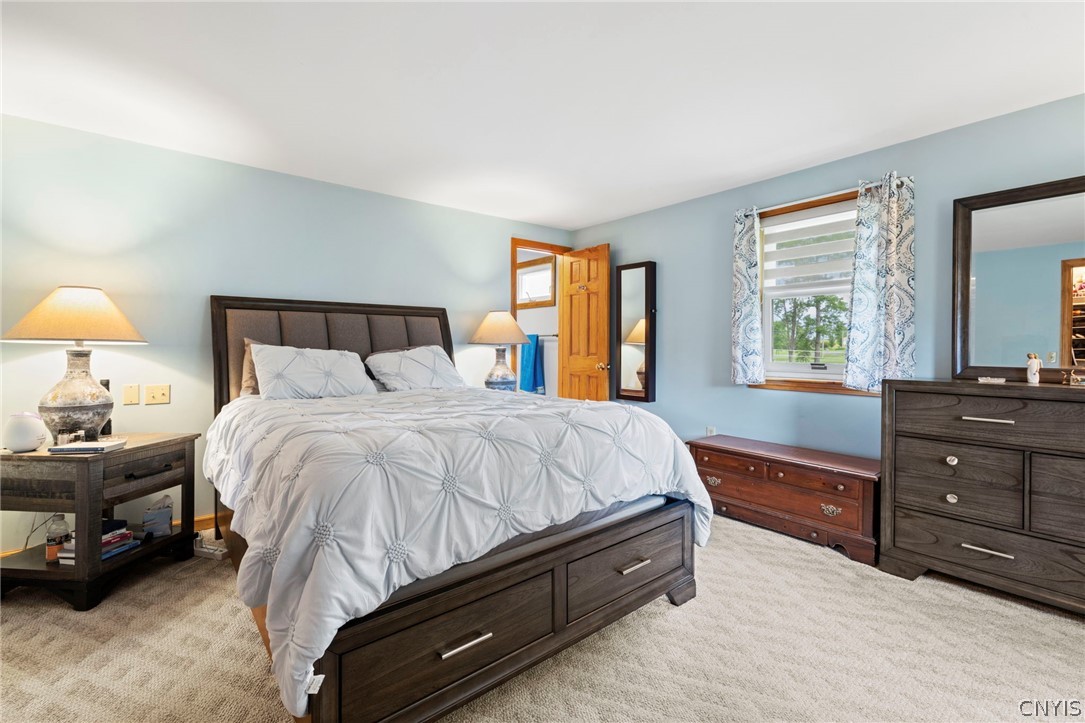 1092 Jewett Road Skaneateles, NY 13152 - Photo 24 of 42 Primary bedroom.