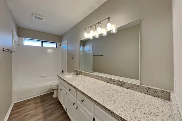 $2,215 | 108 Sunny Meadows Drive, Burleson, TX 76028