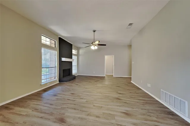 $2,215 | 108 Sunny Meadows Drive, Burleson, TX 76028