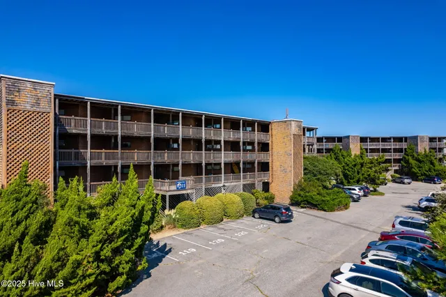 $375,000 | 117 Sea Colony Drive, Unit B211, Duck, NC 27949