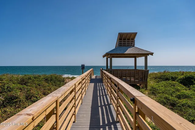 $375,000 | 117 Sea Colony Drive, Unit B211, Duck, NC 27949