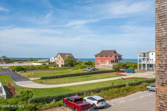 $375,000 | 117 Sea Colony Drive, Unit B211, Duck, NC 27949