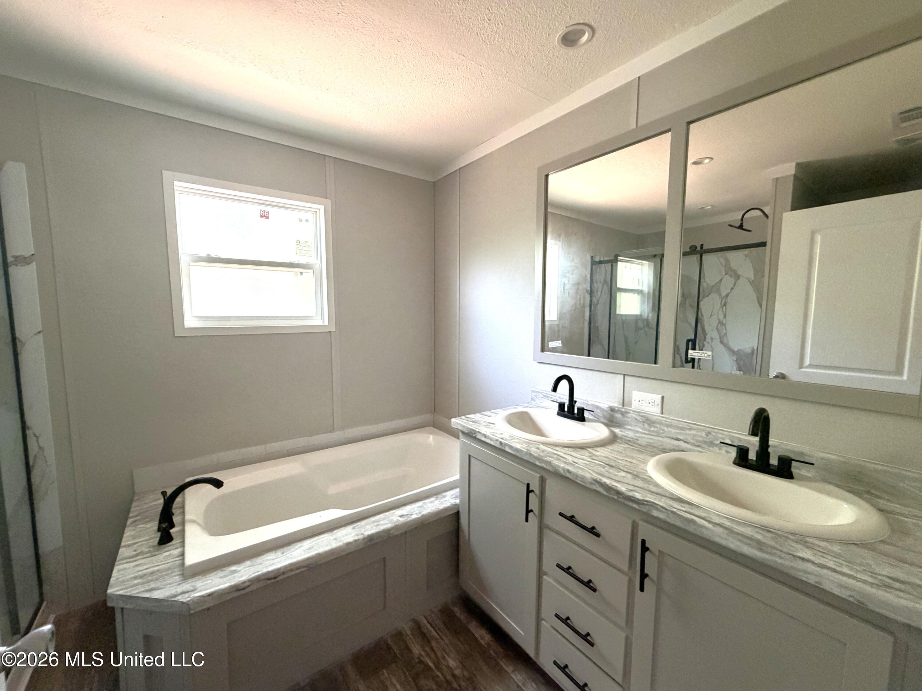 19296 Pete Hickman Road Saucier, MS 39574 - Photo 9 of 15 mbath