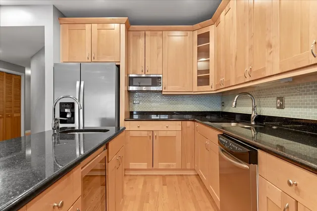 $499,000 | 1523 North Ashland Avenue, Unit 2, Chicago, IL 60622