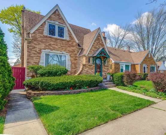 $450,000 | 2720 Beulah Avenue, River Grove, IL 60171