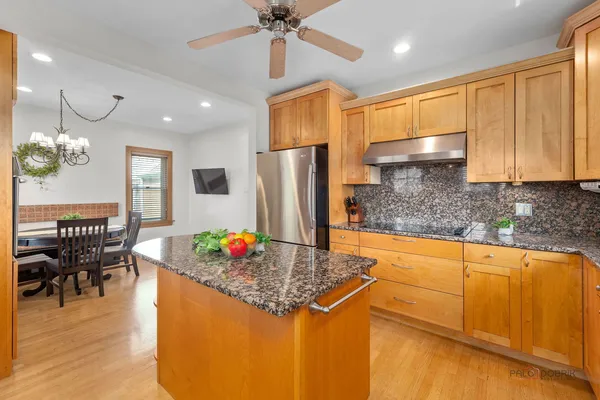 $450,000 | 2720 Beulah Avenue, River Grove, IL 60171