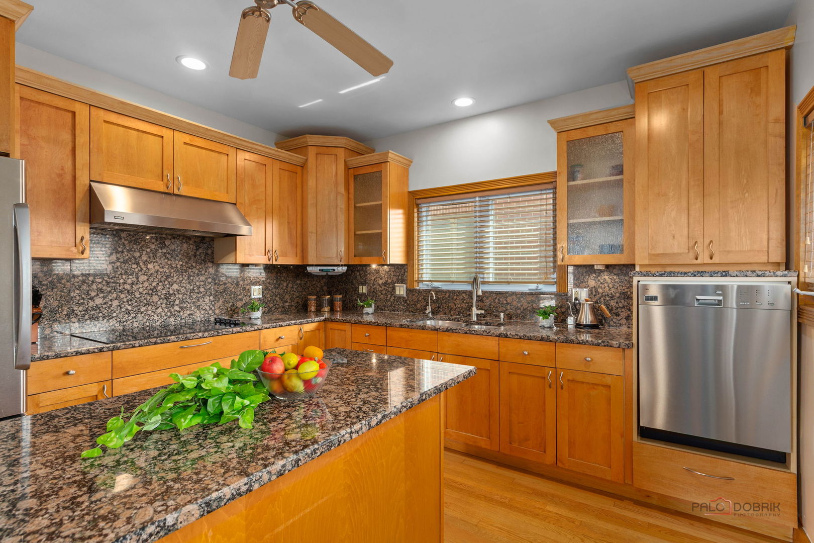 2720 Beulah Avenue River Grove, IL 60171 - Photo 10 of 33 a large kitchen with a large window