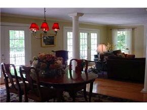 139 Cambridge Road Bedford, NH 03110 - Photo 3 of 5 Gallery Image 3
