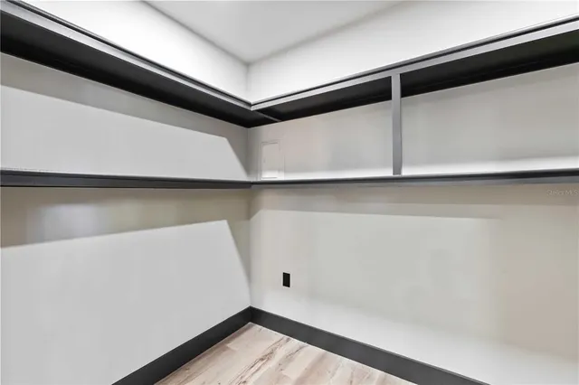 $1,999,999 | 4534 Banan Place, Siesta Key, FL 34242