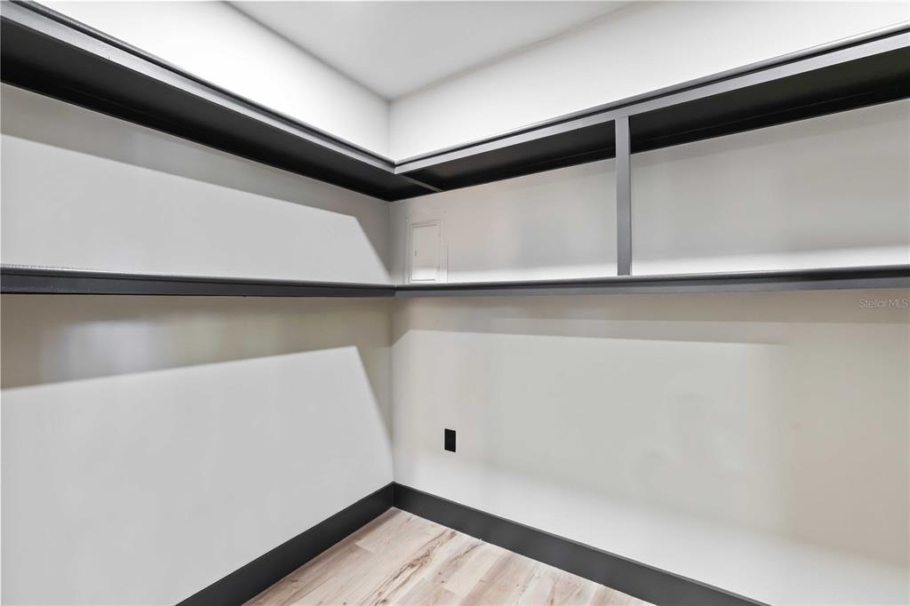 4534 Banan Place Siesta Key, FL 34242 - Photo 54 of 77