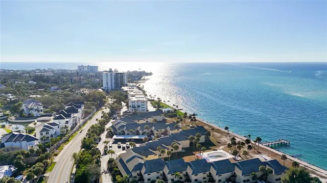 $1,999,999 | 4534 Banan Place, Siesta Key, FL 34242