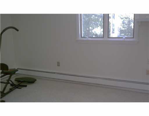45 Wellstown Road Hopkinton, RI 02804 - Photo 17 of 25 Bedroom.