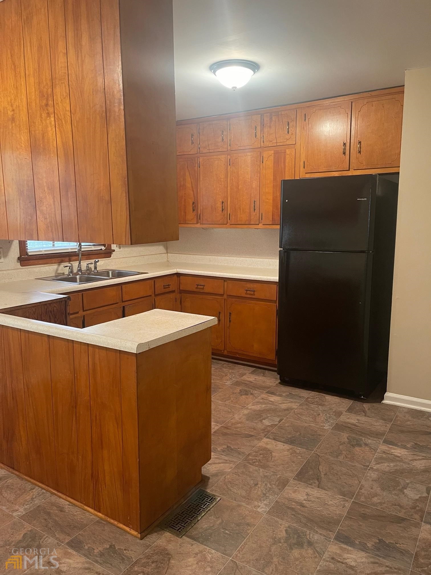 808 South Nottingham Road Jonesboro, GA 30236 - Photo 3 of 9