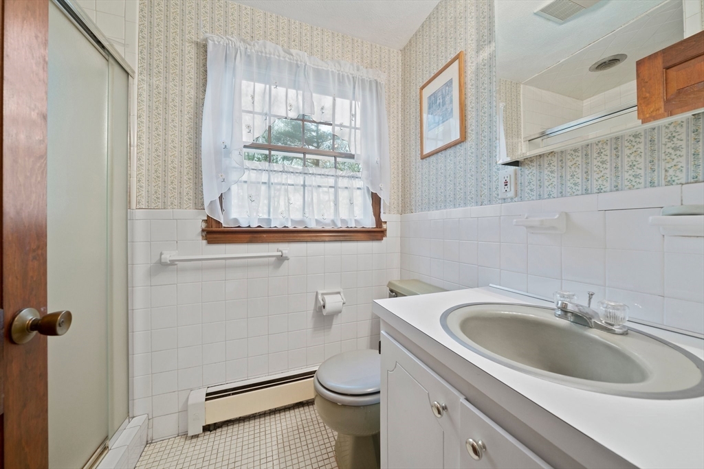 300 Holly Road Marshfield, MA 02050 - Photo 15 of 32 Gallery Image 15