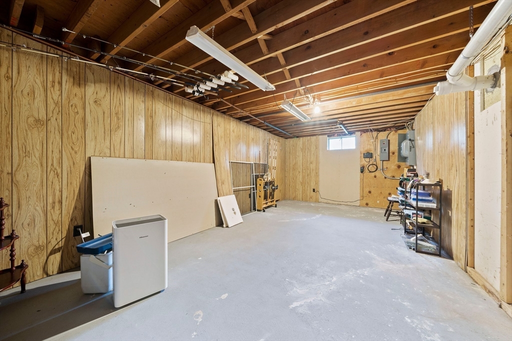 300 Holly Road Marshfield, MA 02050 - Photo 23 of 32 Gallery Image 23