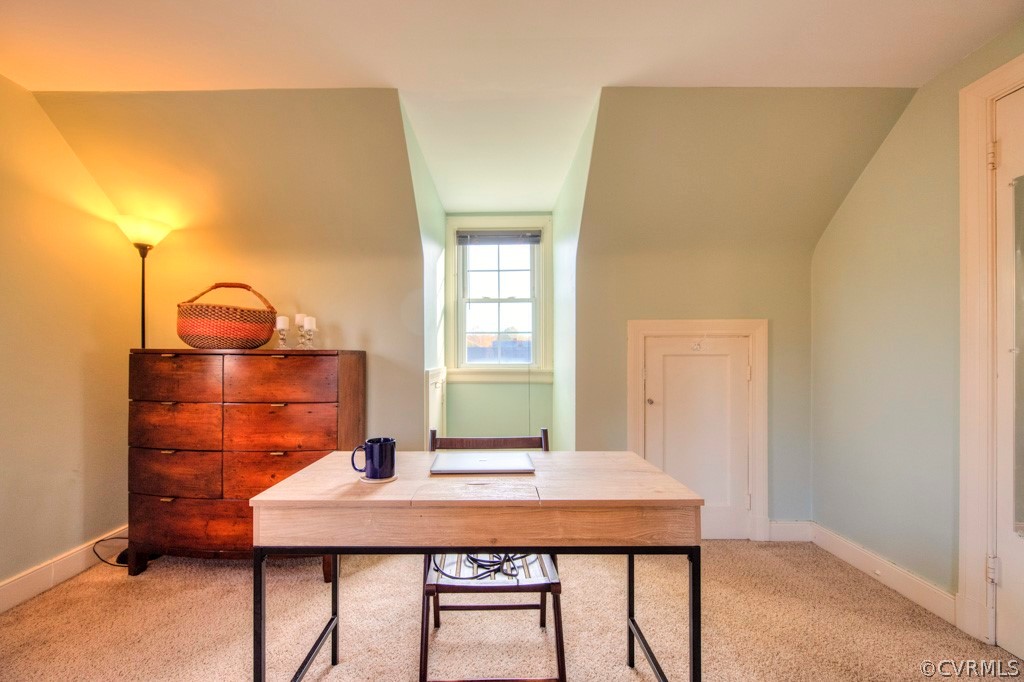 2106 Lennox Road Richmond, VA 23228 - Photo 21 of 40 Gallery Image 21