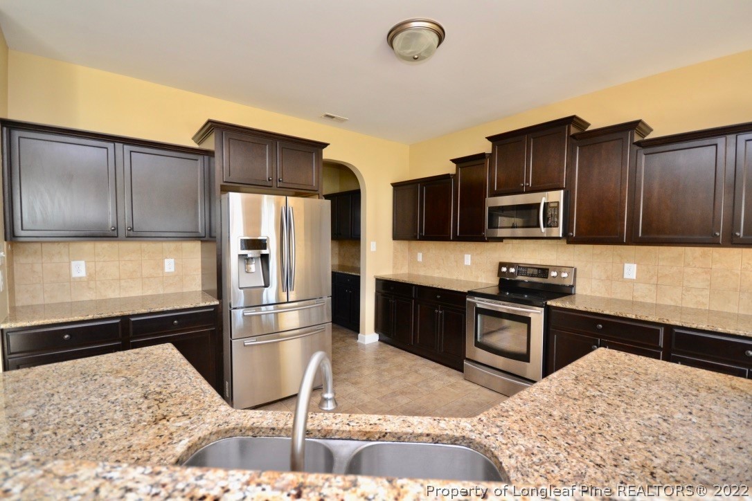 145 Fountain Grove Drive Raeford, NC 28376 - Photo 8 of 41 Gallery Image 8