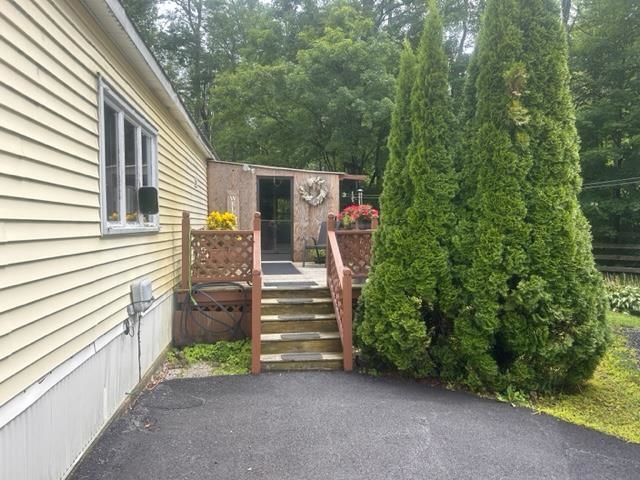 2899 Chapel Road Bennington, VT 05201 - Photo 18 of 24