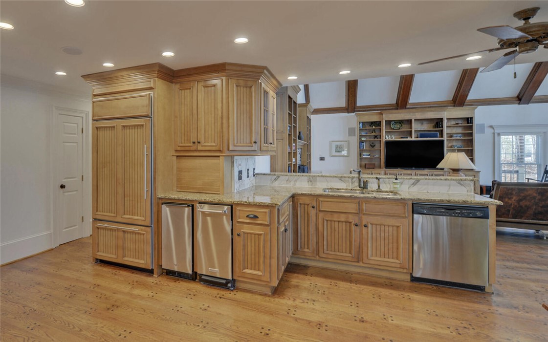 114 Blue Ridge Place Lavonia, GA 30553 - Photo 12 of 46