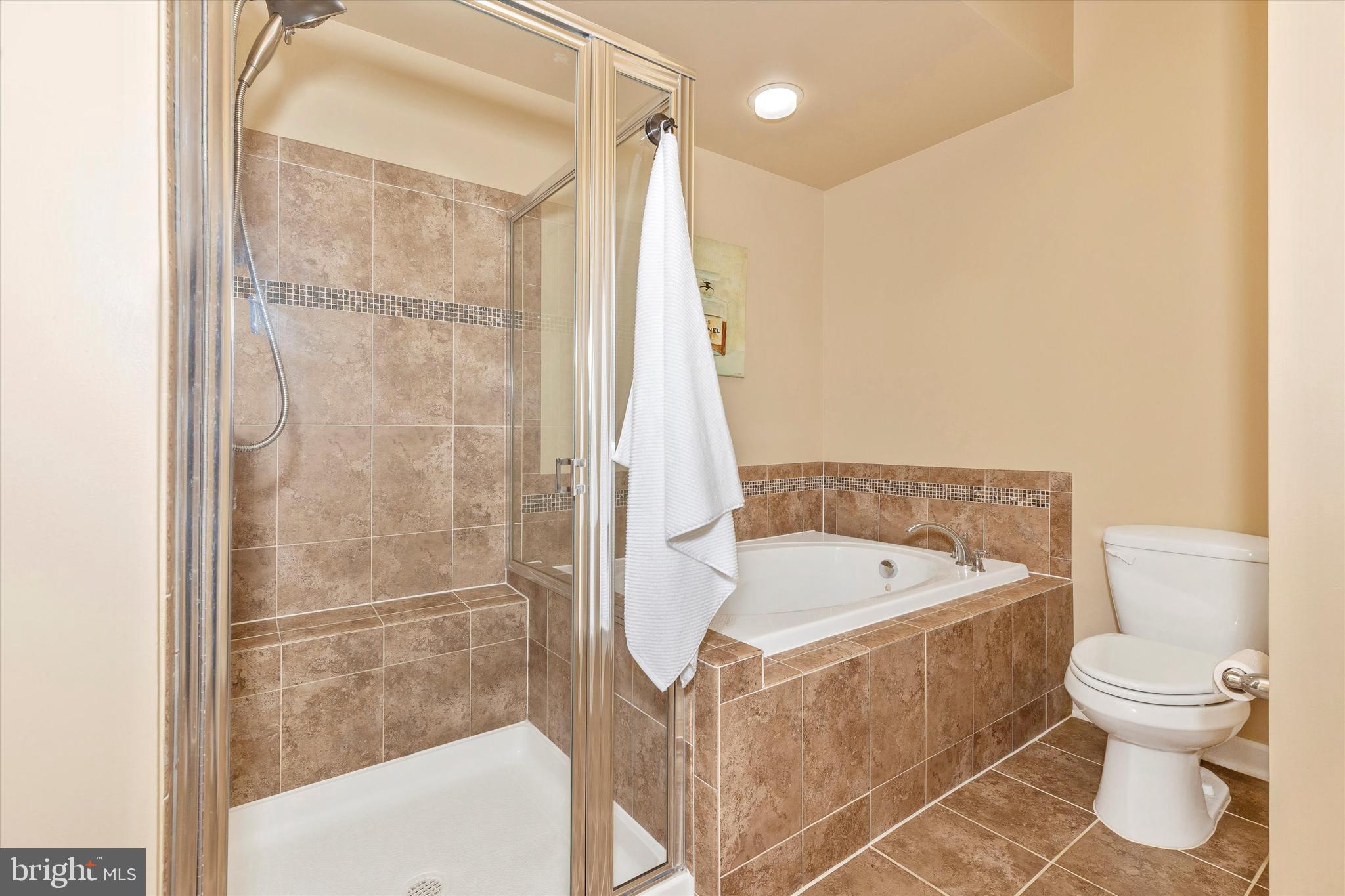 3616 Holborn Place Frederick, MD 21704 - Photo 24 of 56 En-suite bath with separate shower and tub