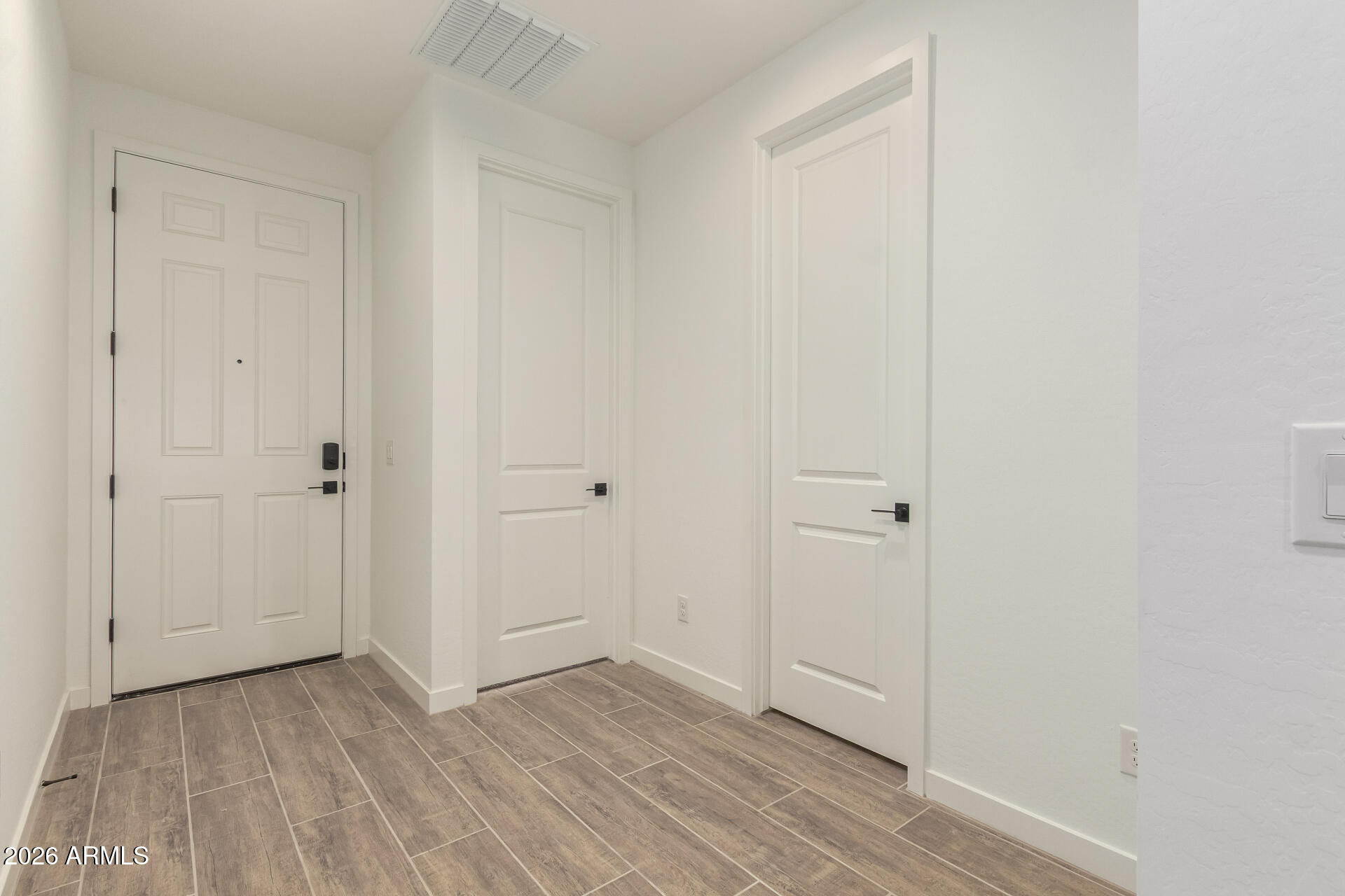 8030 West Granada Road Phoenix, AZ 85035 - Photo 31 of 36 a view of an empty room