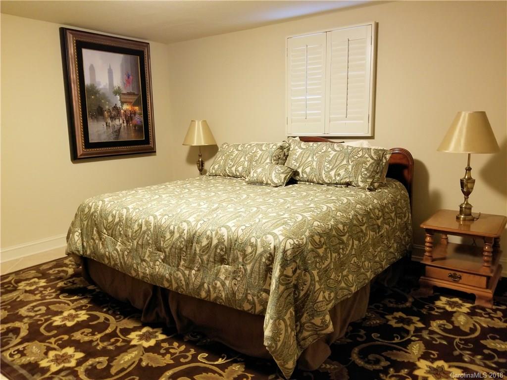 1007 Wayah Road Franklin, NC 28734 - Photo 31 of 35 Gallery Image 31
