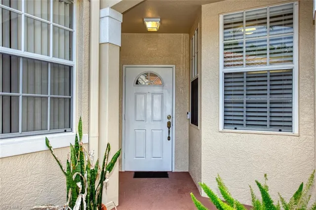 $7,950 | 8365 Excalibur Circle, Unit K6, Naples, FL 34108