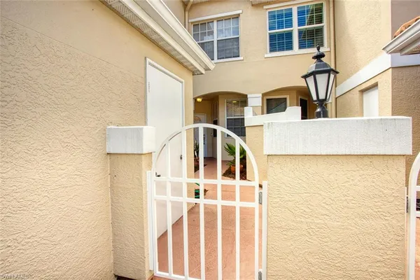$7,950 | 8365 Excalibur Circle, Unit K6, Naples, FL 34108
