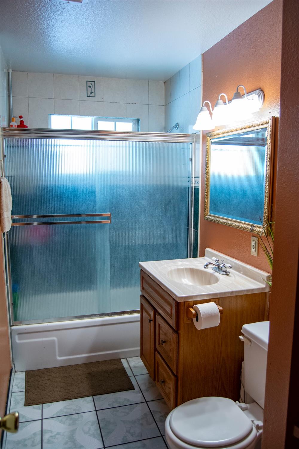 123 South Cedar Avenue Reedley, CA 93654 - Photo 6 of 12 Gallery Image 6