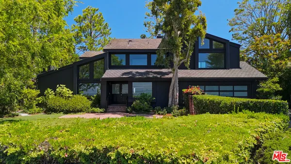 $17,000 | 13302 Mulholland Drive, Beverly Hills, CA 90210