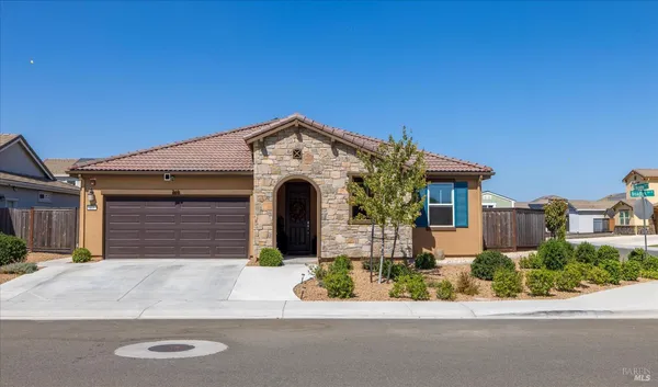 $829,000 | 805 Broadfork Circle, Vacaville, CA 95687