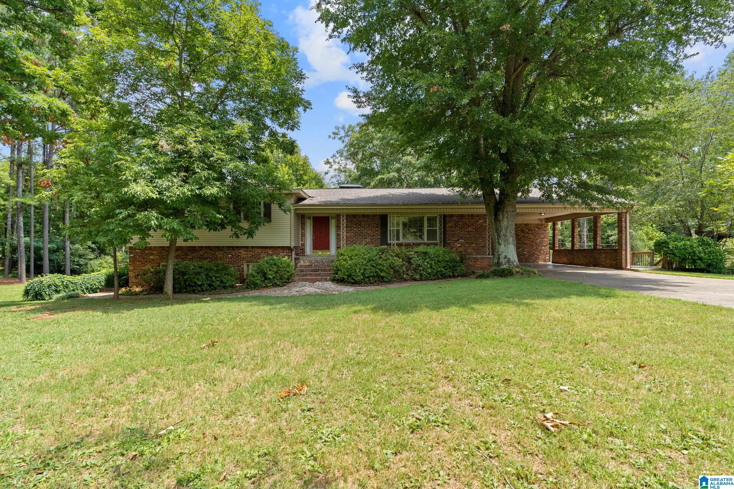 7985 County Road 200 Florence, AL 35633 - Photo 3 of 55