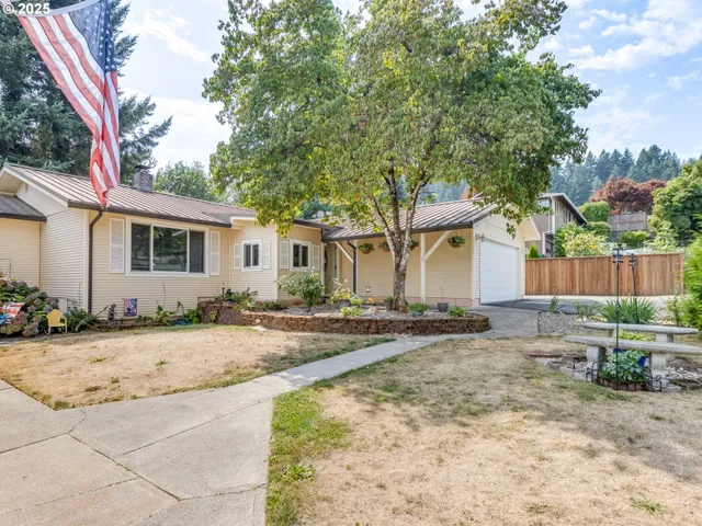 $535,000 | 32952 Northwest Ridge Drive, Scappoose, OR 97056